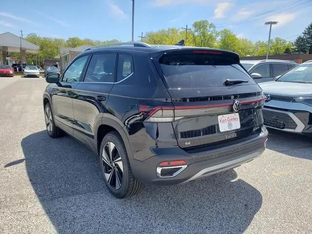 2026 Volkswagen Taos SE
