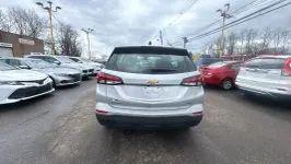 2022 Chevrolet Equinox AWD LS