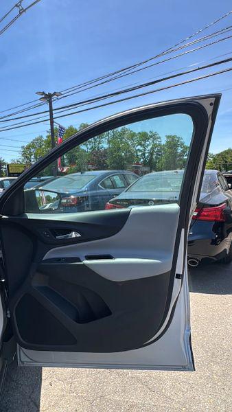 2022 Chevrolet Equinox AWD LS