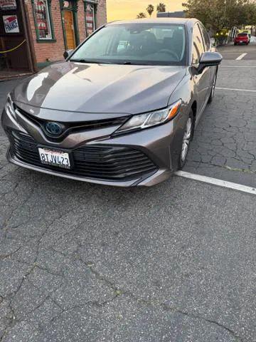 2020 Toyota Camry LE Hybrid for sale in Fallbrook, CA