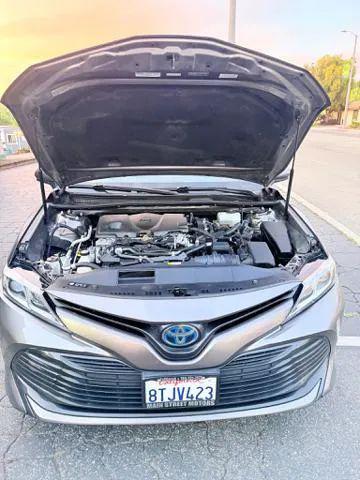 2020 Toyota Camry LE Hybrid