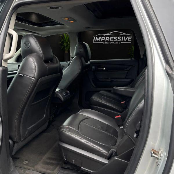 2017 Chevrolet Traverse 2LT