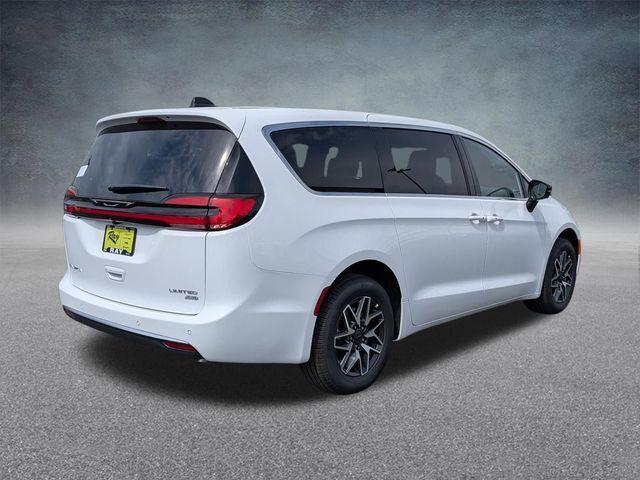 2027 Chrysler Pacifica PACIFICA LIMITED AWD
