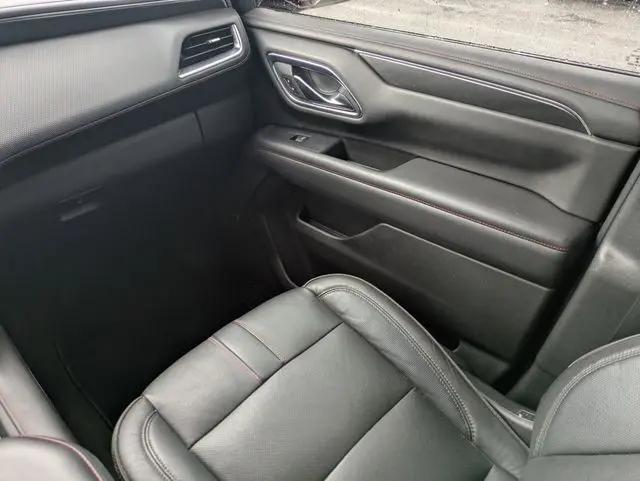 2021 Chevrolet Suburban 4WD RST