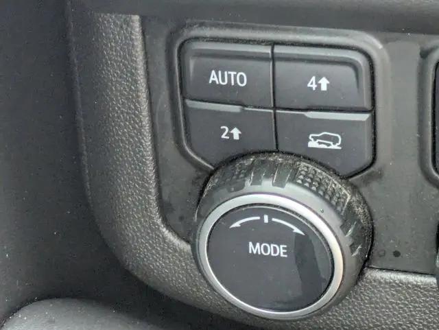 2021 Chevrolet Suburban 4WD RST