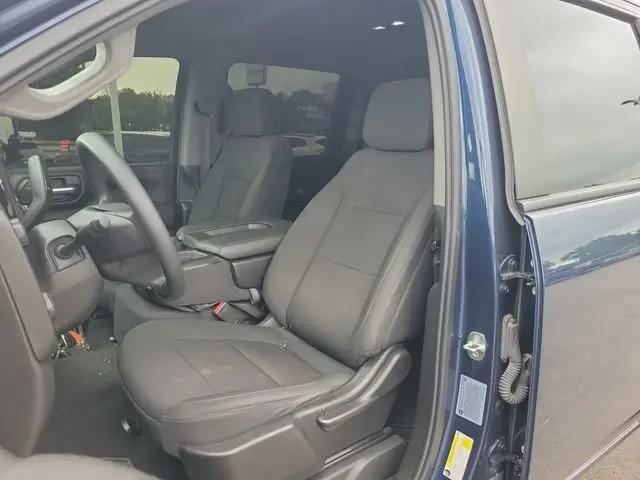 2022 Chevrolet Silverado 2500HD 4WD Crew Cab Standard Bed Custom