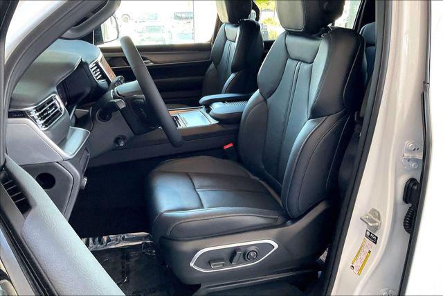 2026 Jeep Grand Wagoneer Limited Altitude 4x4
