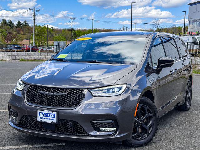 2023 Chrysler Pacifica Hybrid Limited