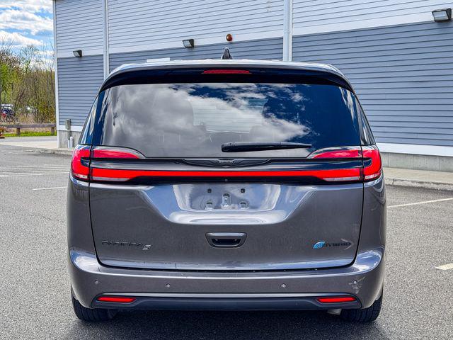 2023 Chrysler Pacifica Hybrid Limited