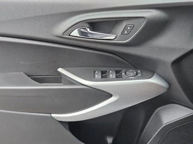 2026 Chevrolet Trax FWD 1RS