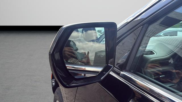 2024 Chevrolet Tahoe 4WD LT