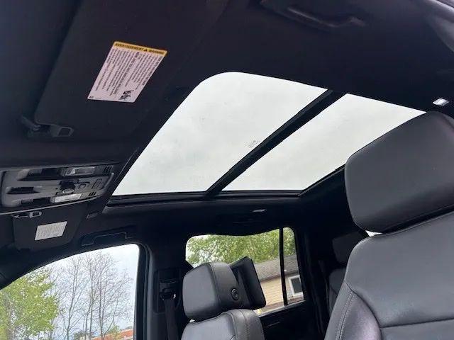 2021 Chevrolet Suburban 4WD Z71