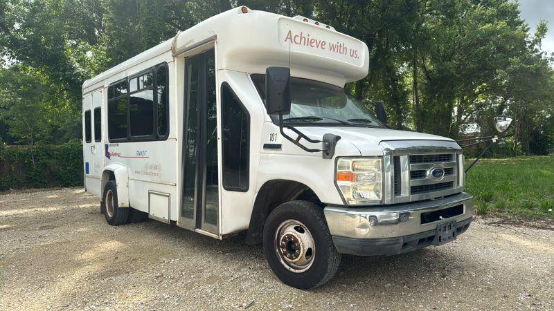 2012 Ford E-350 Cutaway Base for sale in Lafayette, LA