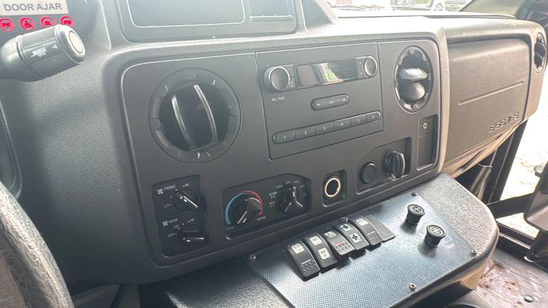 2012 Ford E-350 Cutaway Base