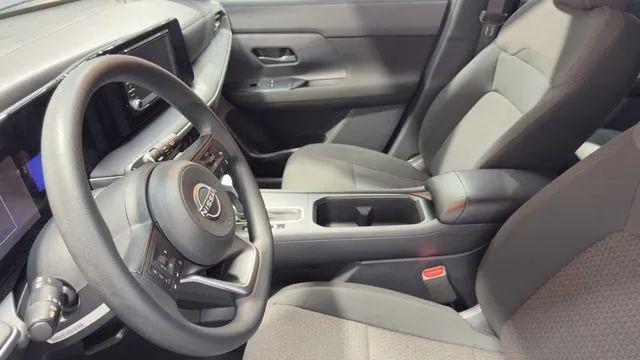 2025 Nissan Kicks S FWD