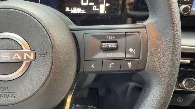 2025 Nissan Kicks S FWD