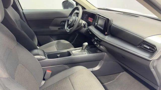 2025 Nissan Kicks S FWD