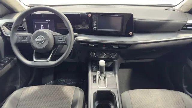 2025 Nissan Kicks S FWD