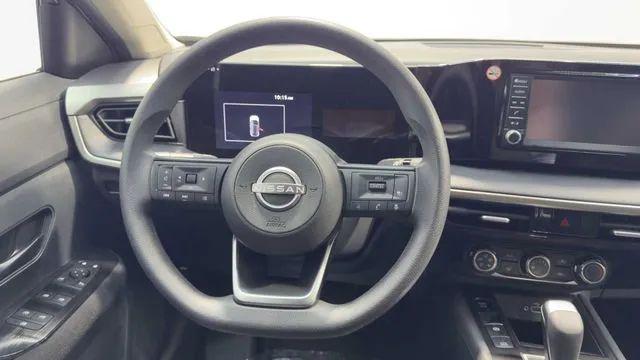 2025 Nissan Kicks S FWD