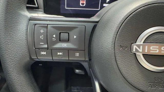 2025 Nissan Kicks S FWD