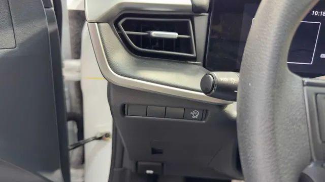 2025 Nissan Kicks S FWD