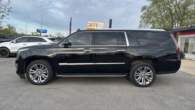 2019 Cadillac Escalade ESV Luxury