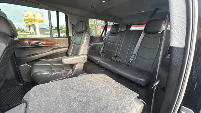 2019 Cadillac Escalade ESV Luxury