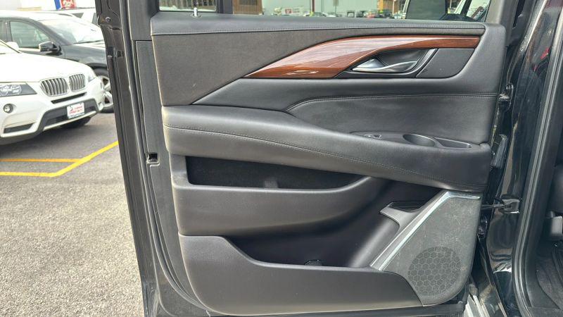 2019 Cadillac Escalade ESV Luxury