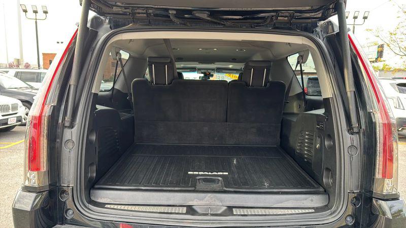2019 Cadillac Escalade ESV Luxury