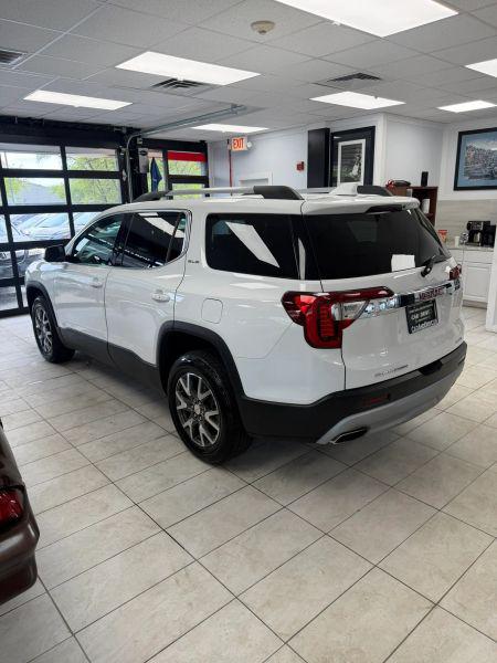 2022 GMC Acadia AWD SLE
