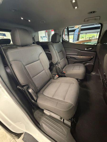 2022 GMC Acadia AWD SLE