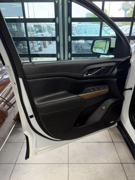 2022 GMC Acadia AWD SLE
