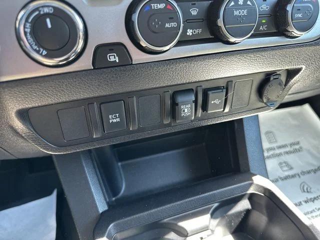 2023 Toyota Tacoma SR5 V6