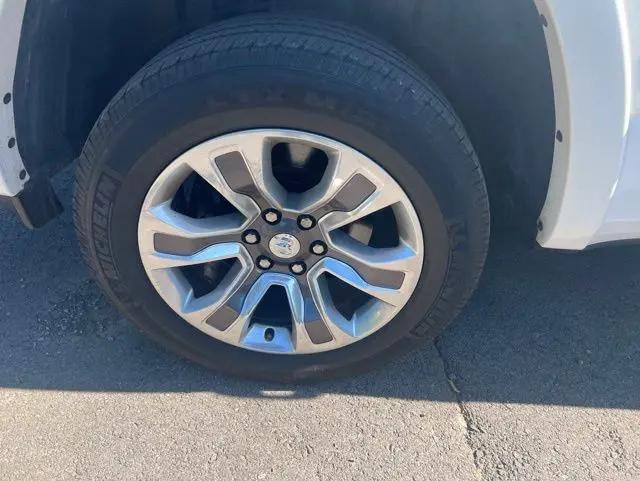 2019 Ram 1500 Longhorn Crew Cab 4x4 5'7" Box