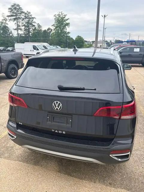 2024 Volkswagen Taos 1.5T SE