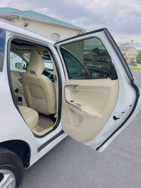 2015 Volvo XC60 3.2 Premier Plus