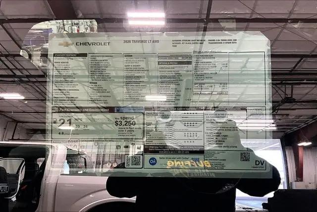 2026 Chevrolet Traverse AWD LT