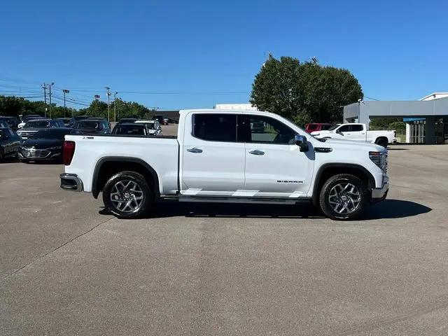 2026 GMC Sierra 1500 Crew Cab, Short Bed, SLT, 4WD