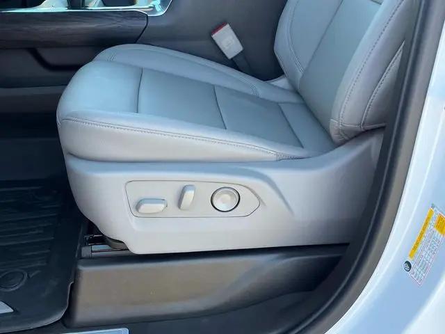2026 GMC Sierra 1500 Crew Cab, Short Bed, SLT, 4WD
