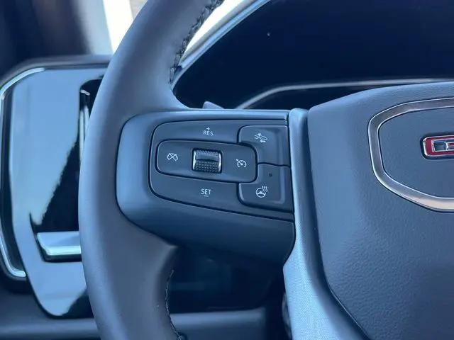 2026 GMC Sierra 1500 Crew Cab, Short Bed, SLT, 4WD