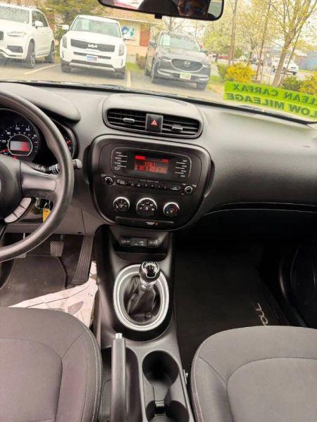 2015 Kia Soul Base