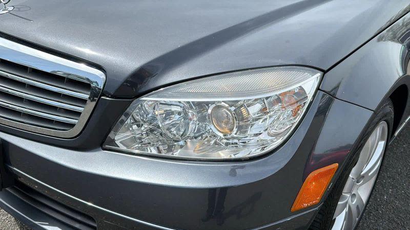 2010 Mercedes-Benz C-CLASS C 300 Luxury 4MATIC