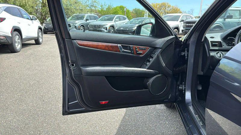 2010 Mercedes-Benz C-CLASS C 300 Luxury 4MATIC
