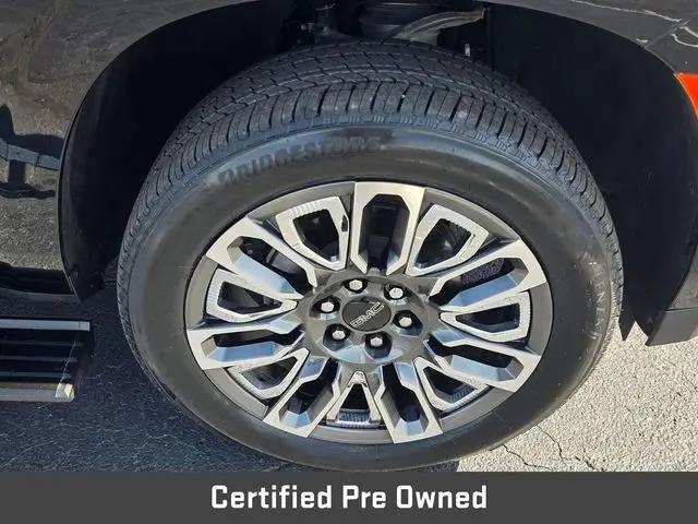 2023 GMC Yukon XL 4WD Denali Ultimate
