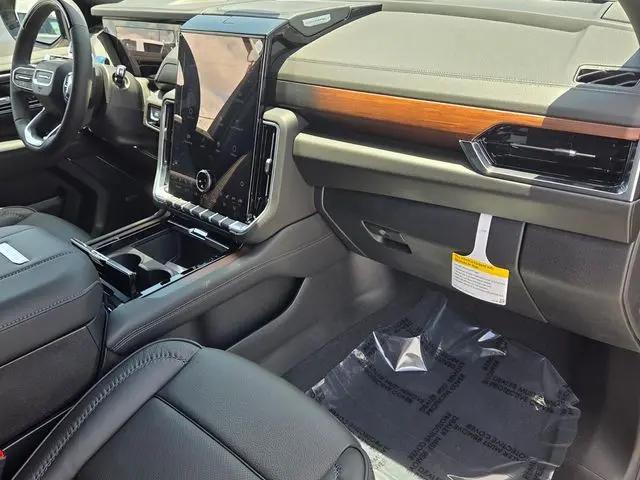 2026 GMC Yukon XL 4WD Denali