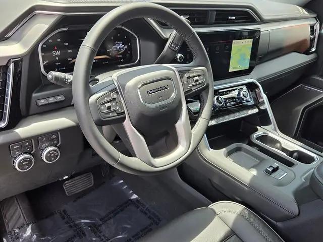 2026 GMC Sierra 2500HD Crew Cab, Standard Bed, Denali, 4WD
