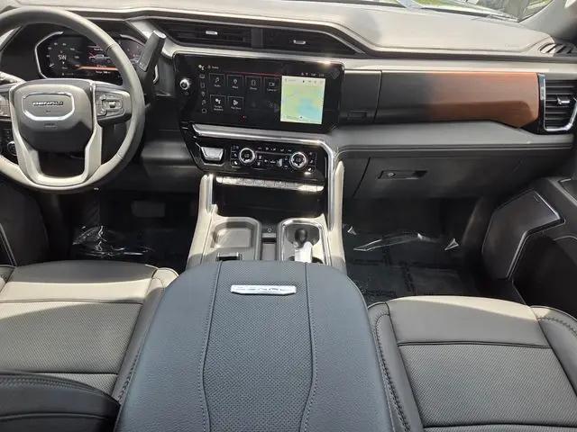 2026 GMC Sierra 2500HD Crew Cab, Standard Bed, Denali, 4WD
