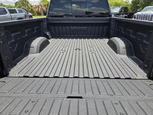2026 GMC Sierra 2500HD Crew Cab, Standard Bed, Denali, 4WD