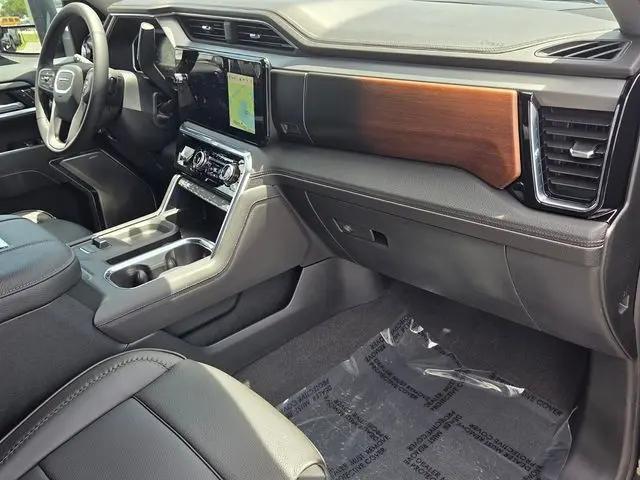 2026 GMC Sierra 2500HD Crew Cab, Standard Bed, Denali, 4WD