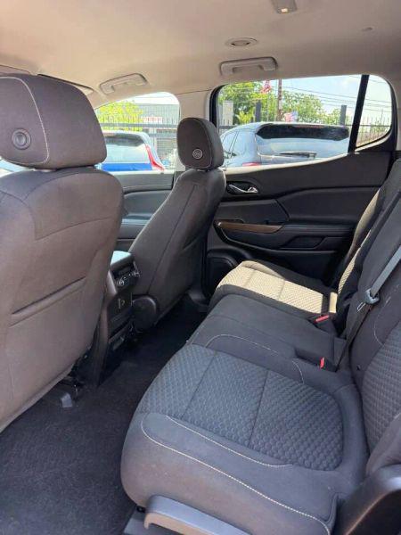 2019 GMC Acadia SLE-1